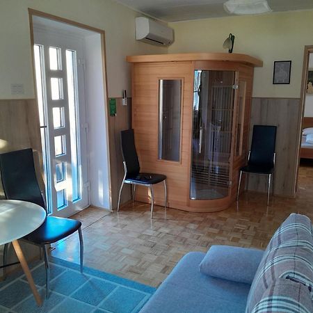 Chalet And Apartment Zonir With Sauna Kobarid Eksteriør billede